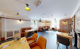 High Tor Hotel
